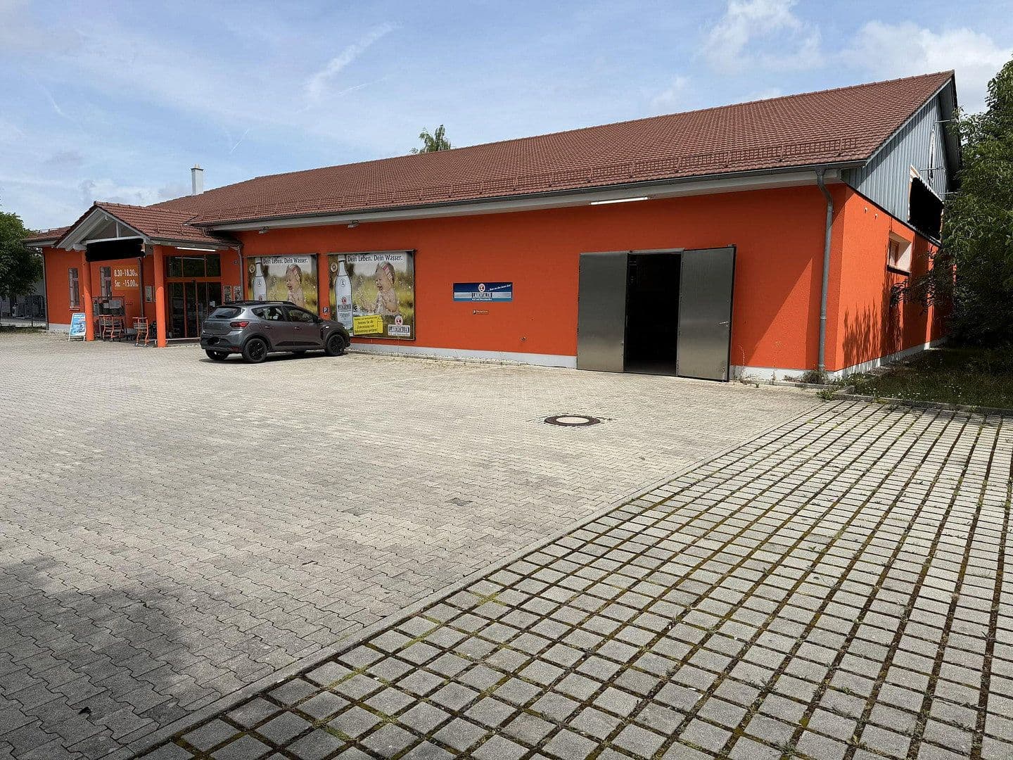Prodej nebytového prostoru 2.090 m², Neuburger Straße 22, Reichertshofen, Bavorsko Prodej nebytového prostoru 2.090 m², Neuburger Straße 22, Reichertshofen, Bavorsko
