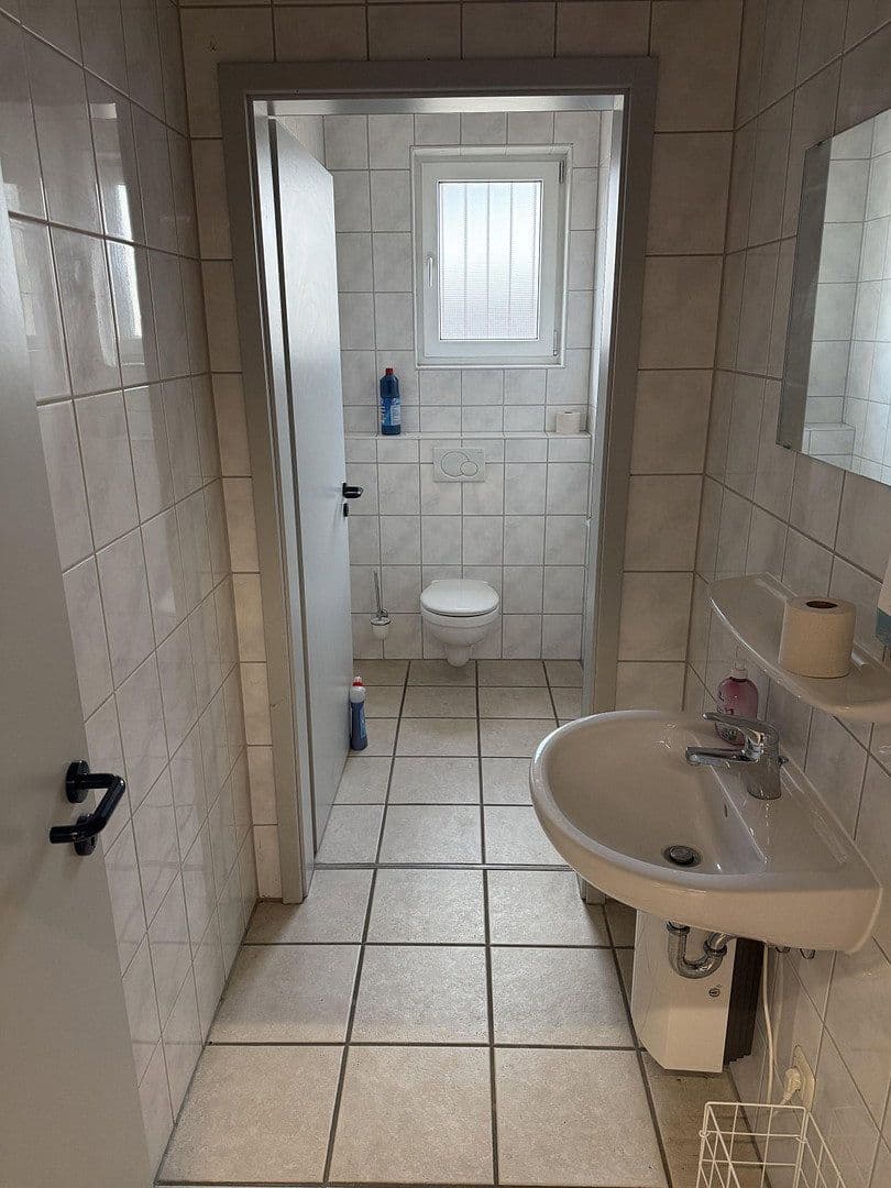 Prodej nebytového prostoru 2.090 m², Neuburger Straße 22, Reichertshofen, Bavorsko Prodej nebytového prostoru 2.090 m², Neuburger Straße 22, Reichertshofen, Bavorsko