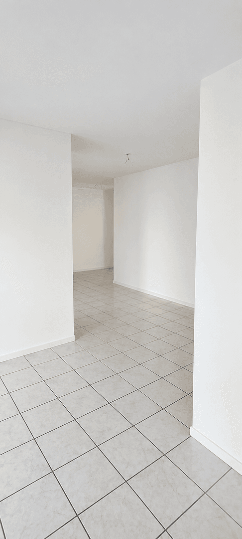 Pronájem bytu 2+1 61 m², Lauffen am Neckar, Bádensko-Württembersko Pronájem bytu 2+1 61 m², Lauffen am Neckar, Bádensko-Württembersko