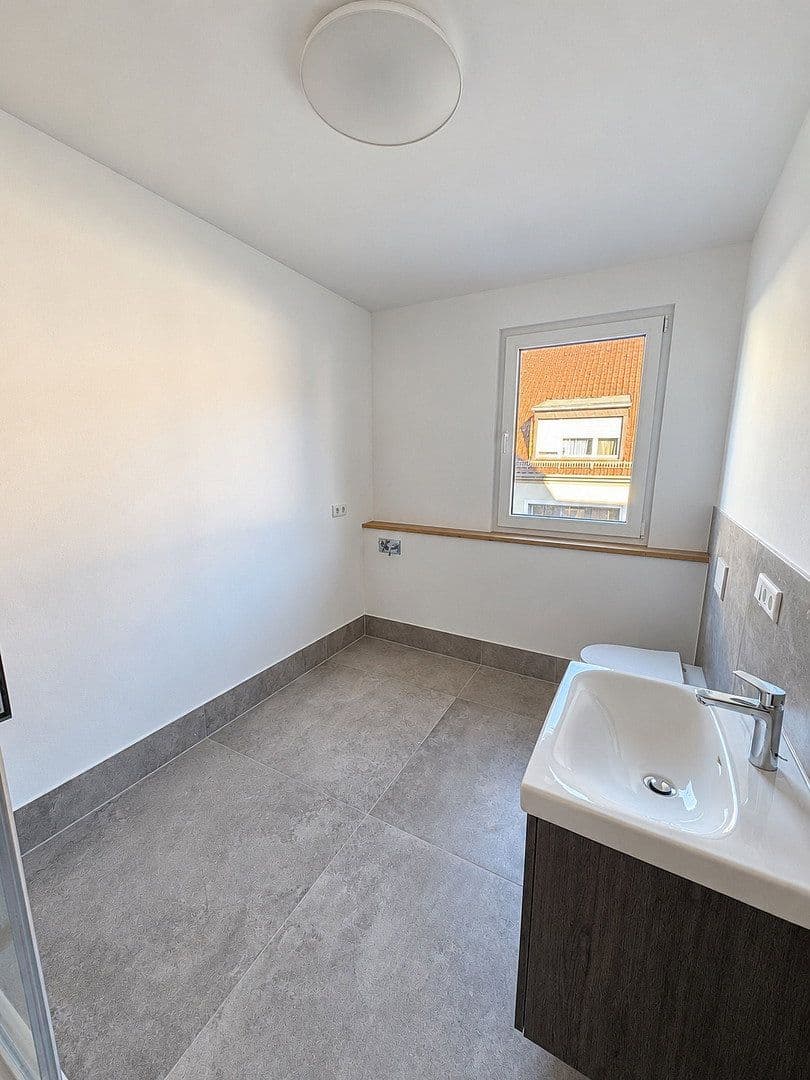 Pronájem bytu 4+1 98 m², Gerberstraße 17, Würzburg, Bavorsko Pronájem bytu 4+1 98 m², Gerberstraße 17, Würzburg, Bavorsko
