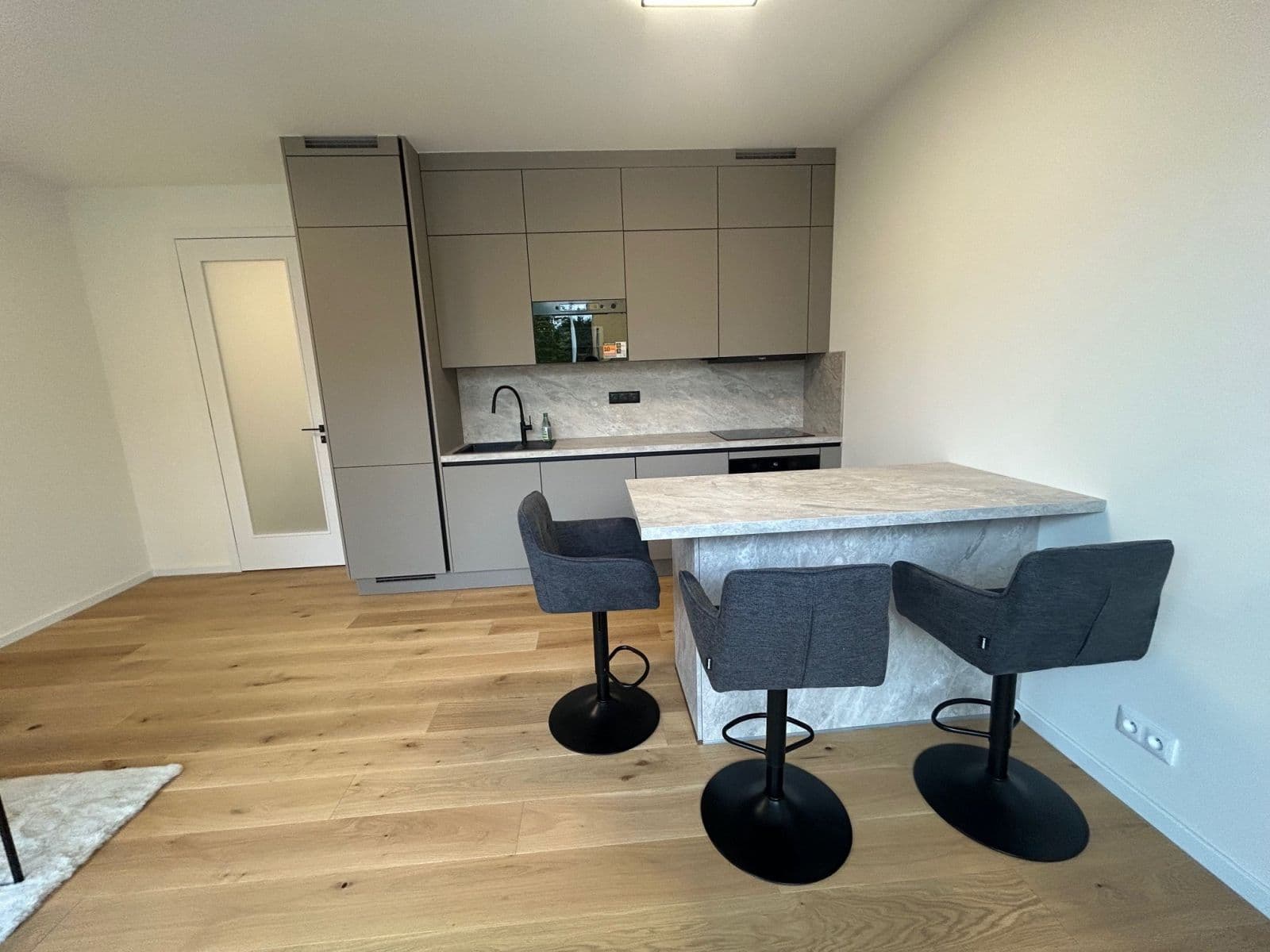 Pronájem bytu 63 m², Dunovského, Praha, Praha Pronájem bytu 63 m², Dunovského, Praha, Praha