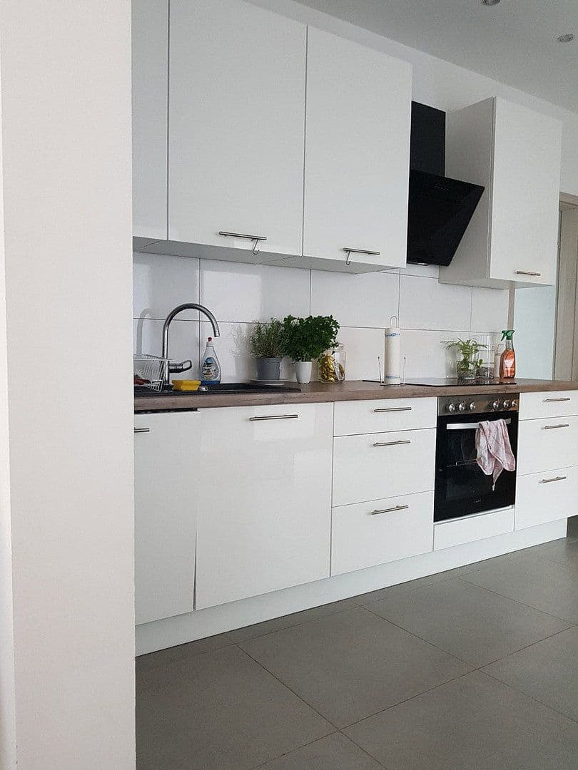 Pronájem bytu 2+1 68 m², Steinmetzstraße 6, Karlsruhe, Bádensko-Württembersko Pronájem bytu 2+1 68 m², Steinmetzstraße 6, Karlsruhe, Bádensko-Württembersko