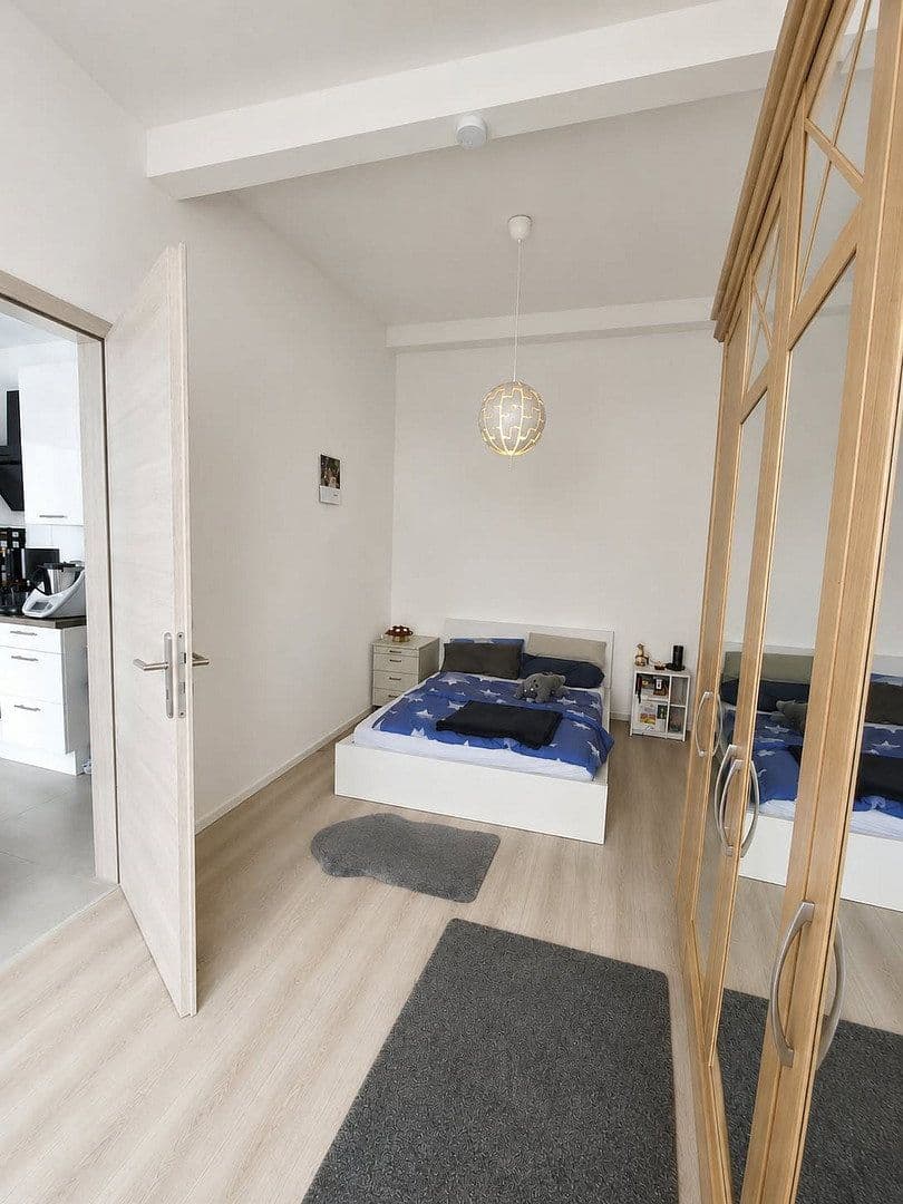 Pronájem bytu 2+1 68 m², Steinmetzstraße 6, Karlsruhe, Bádensko-Württembersko Pronájem bytu 2+1 68 m², Steinmetzstraße 6, Karlsruhe, Bádensko-Württembersko