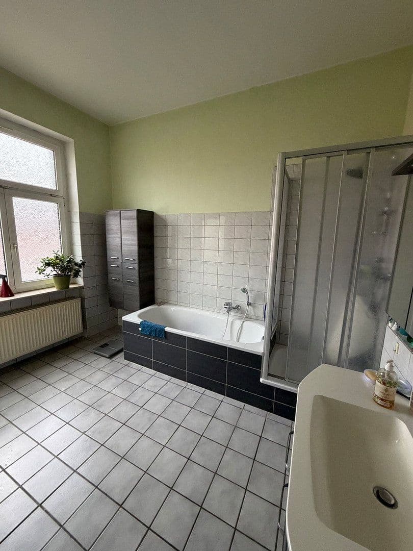 Pronájem bytu 4+1 130 m², Eisenach, Durynsko Pronájem bytu 4+1 130 m², Eisenach, Durynsko
