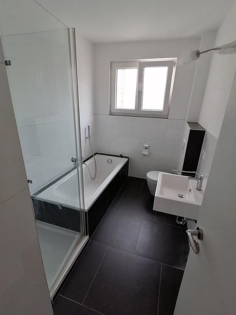Pronájem bytu 1+1 25 m², Kreuzstraße 8, Ludwigsburg, Bádensko-Württembersko Pronájem bytu 1+1 25 m², Kreuzstraße 8, Ludwigsburg, Bádensko-Württembersko
