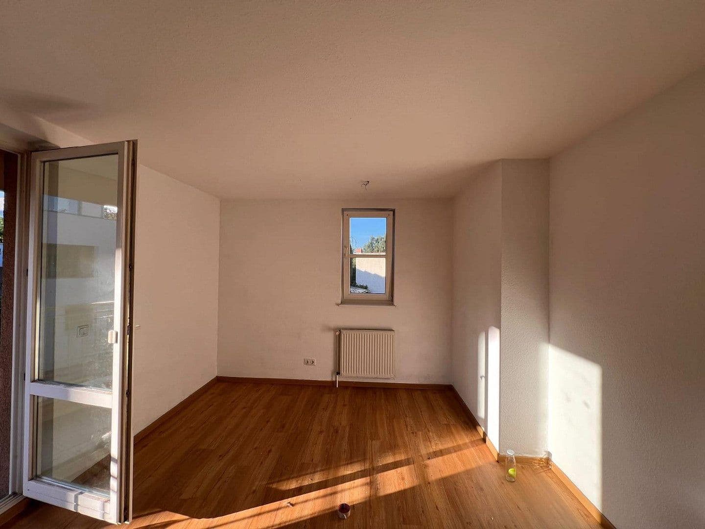 Pronájem bytu 3+1 78 m², Friedrich-Ebert-Straße 15, Eberswalde, Braniborsko Pronájem bytu 3+1 78 m², Friedrich-Ebert-Straße 15, Eberswalde, Braniborsko