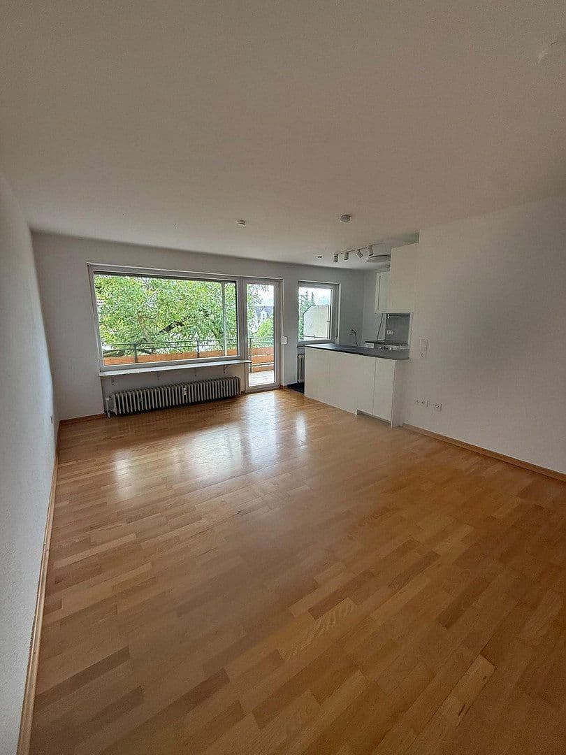 Pronájem bytu 2+1 52 m², Hattersheim am Main, Hessen Pronájem bytu 2+1 52 m², Hattersheim am Main, Hessen