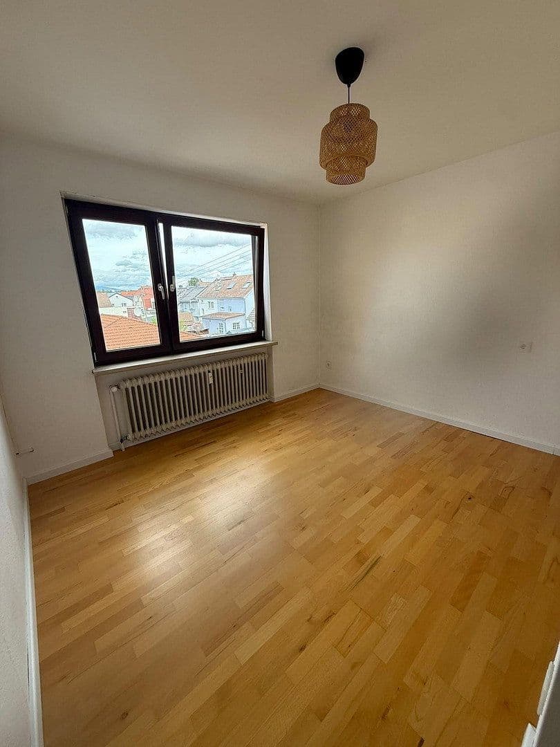 Pronájem bytu 2+1 52 m², Hattersheim am Main, Hessen Pronájem bytu 2+1 52 m², Hattersheim am Main, Hessen