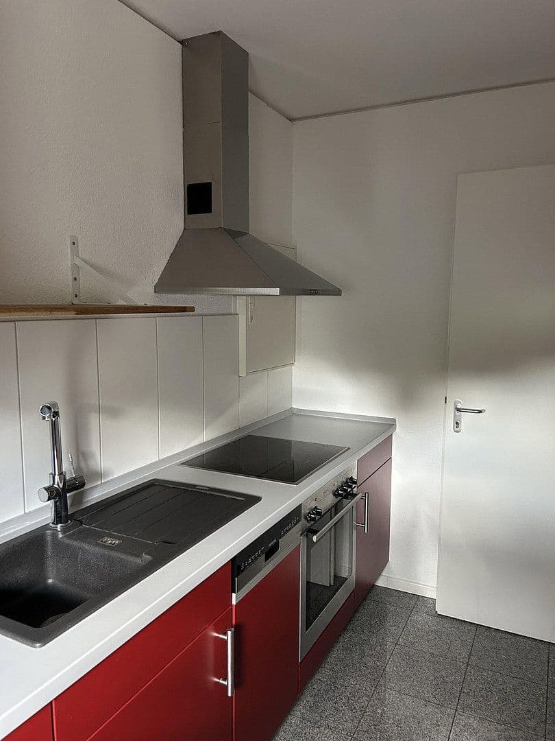 Pronájem kanceláře 130 m², Carl Zeiss Str. 8, Bad Camberg, Hessen Pronájem kanceláře 130 m², Carl Zeiss Str. 8, Bad Camberg, Hessen