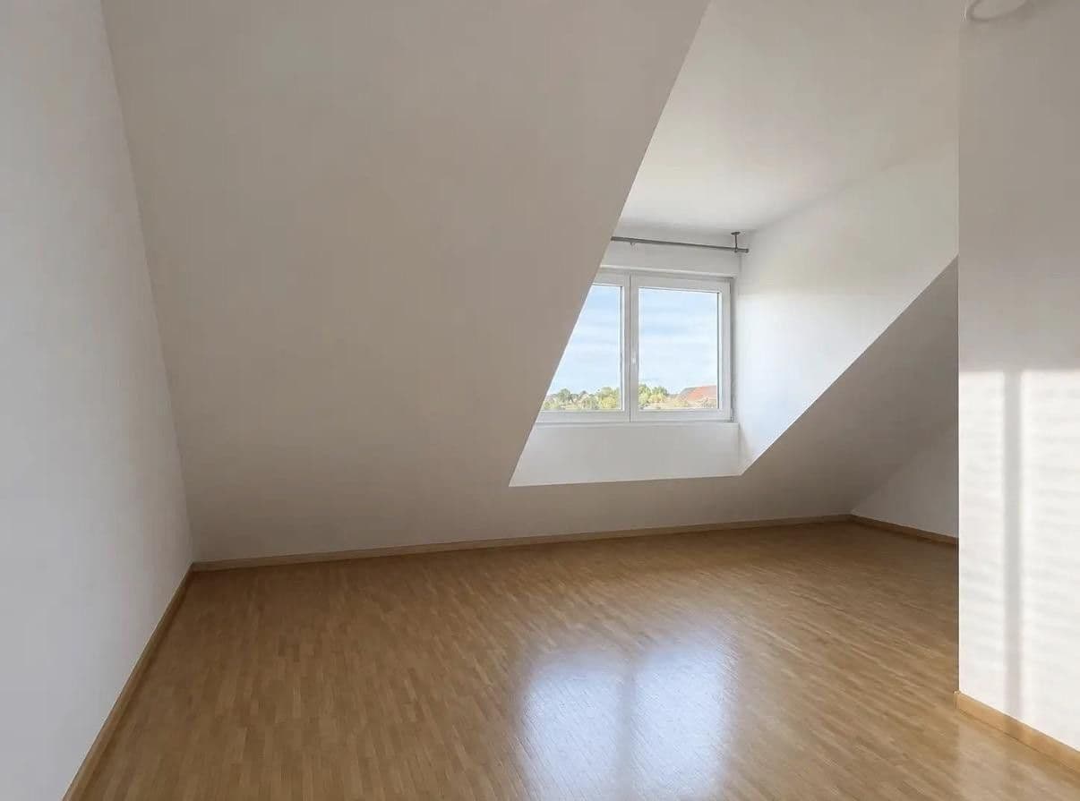 Pronájem domu 140 m², pozemek 250 m², Eschbach, Bádensko-Württembersko Pronájem domu 140 m², pozemek 250 m², Eschbach, Bádensko-Württembersko