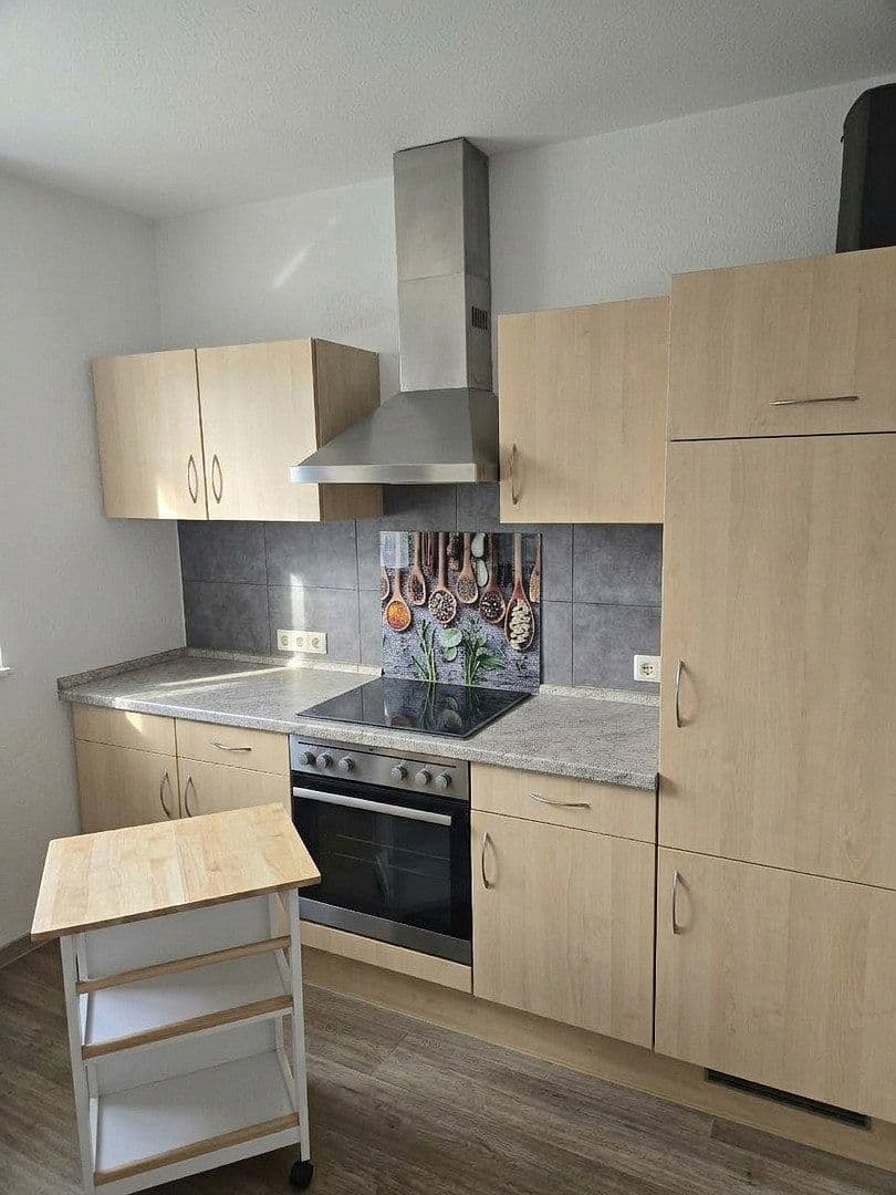 Pronájem bytu 5+1 145 m², Hauptstraße 73, Niedernhall, Bádensko-Württembersko Pronájem bytu 5+1 145 m², Hauptstraße 73, Niedernhall, Bádensko-Württembersko