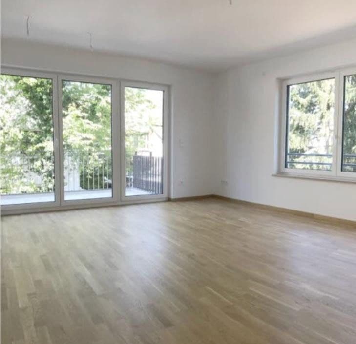 Pronájem bytu 2+1 58 m², Kistlerhofstrasse 112b, München, Bavorsko Pronájem bytu 2+1 58 m², Kistlerhofstrasse 112b, München, Bavorsko
