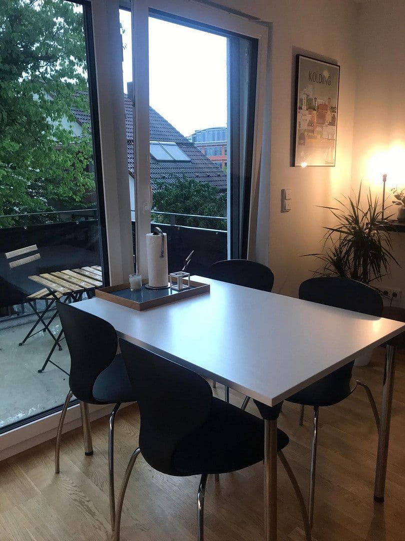 Pronájem bytu 2+1 58 m², Kistlerhofstrasse 112b, München, Bavorsko Pronájem bytu 2+1 58 m², Kistlerhofstrasse 112b, München, Bavorsko