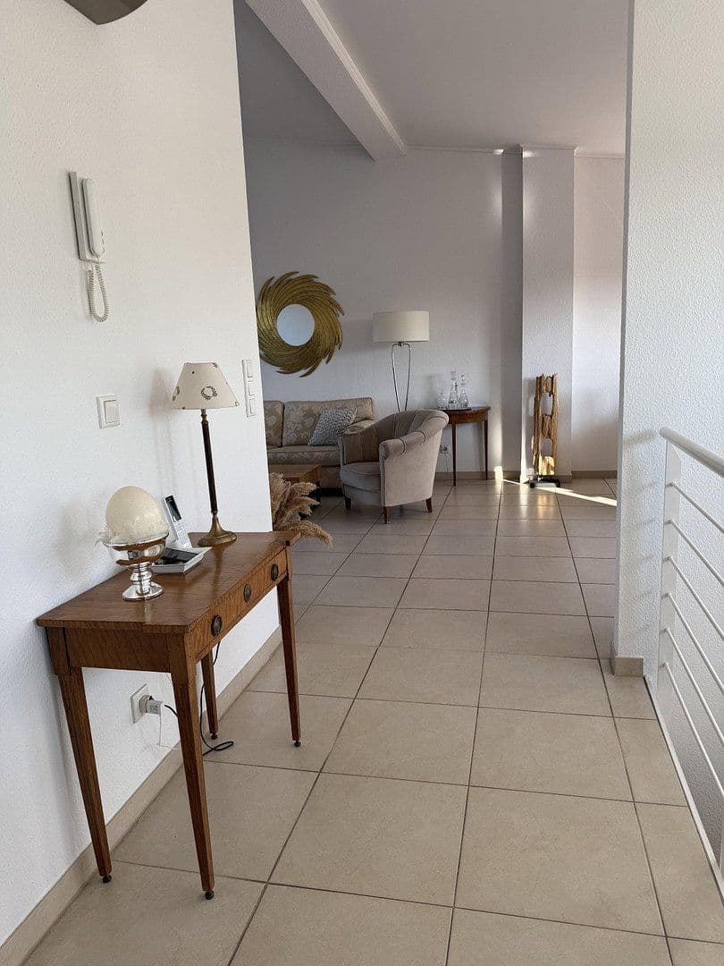 Pronájem bytu 3+1 110 m², Meerbusch, Severní Porýní-Vestfálsko Pronájem bytu 3+1 110 m², Meerbusch, Severní Porýní-Vestfálsko