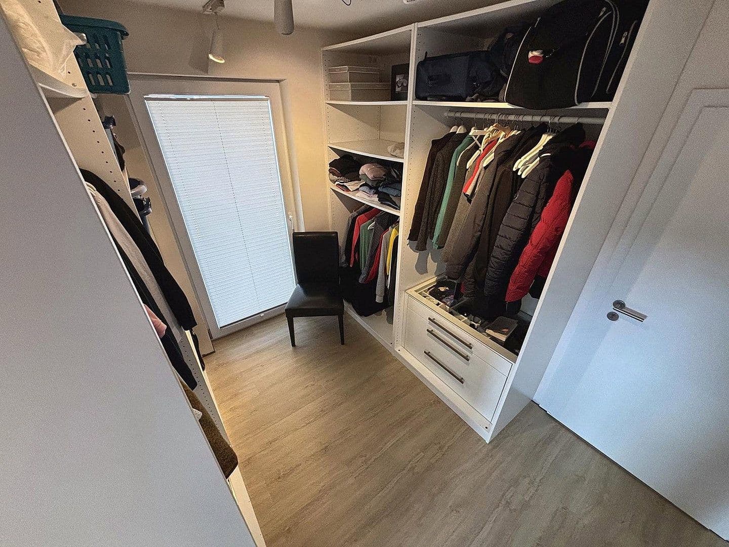 Prodej domu 192 m², pozemek 859 m², Südbrookmerland, Dolní Sasko Prodej domu 192 m², pozemek 859 m², Südbrookmerland, Dolní Sasko
