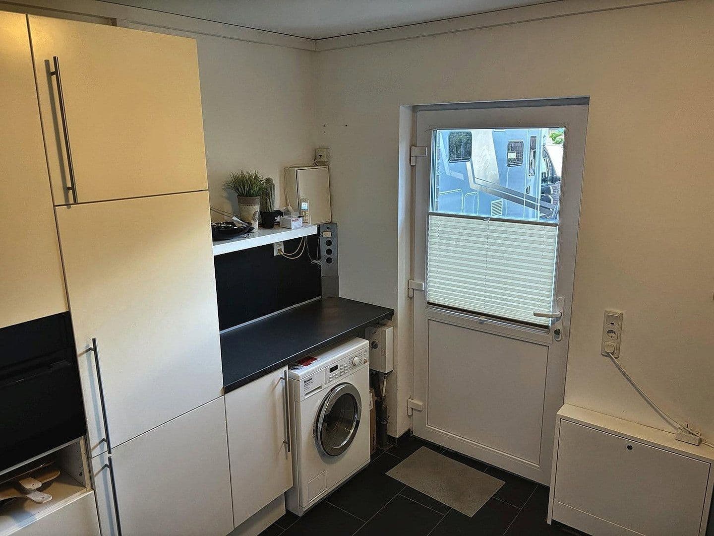Prodej domu 192 m², pozemek 859 m², Südbrookmerland, Dolní Sasko Prodej domu 192 m², pozemek 859 m², Südbrookmerland, Dolní Sasko