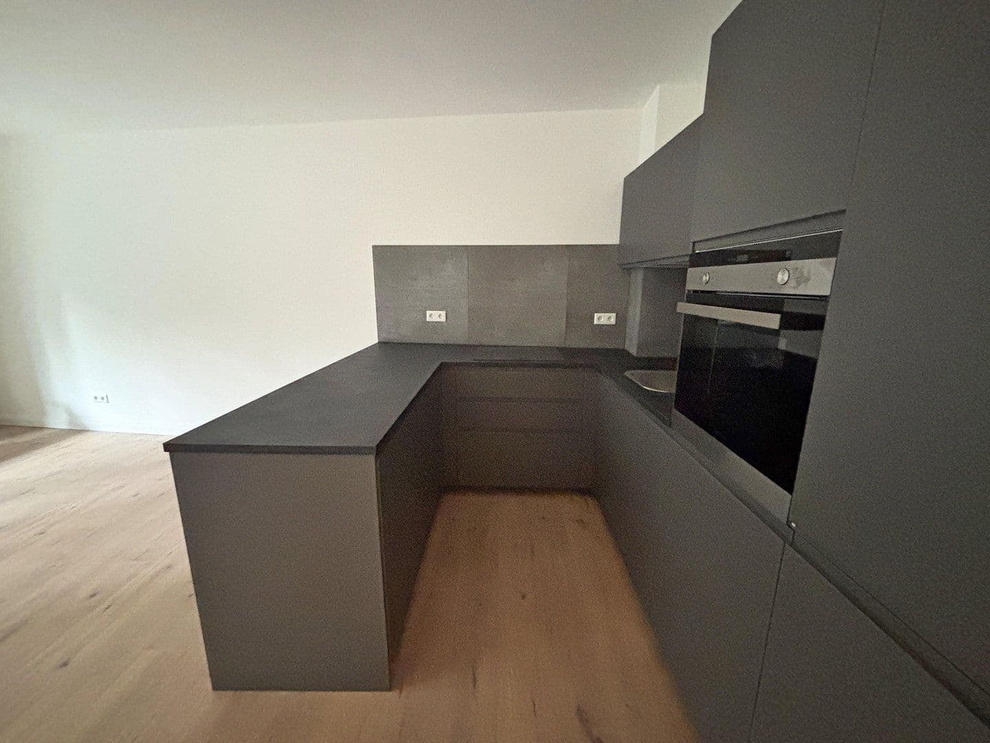 Prodej bytu 3+kk 72 m², Hamburg, Hamburg Prodej bytu 3+kk 72 m², Hamburg, Hamburg