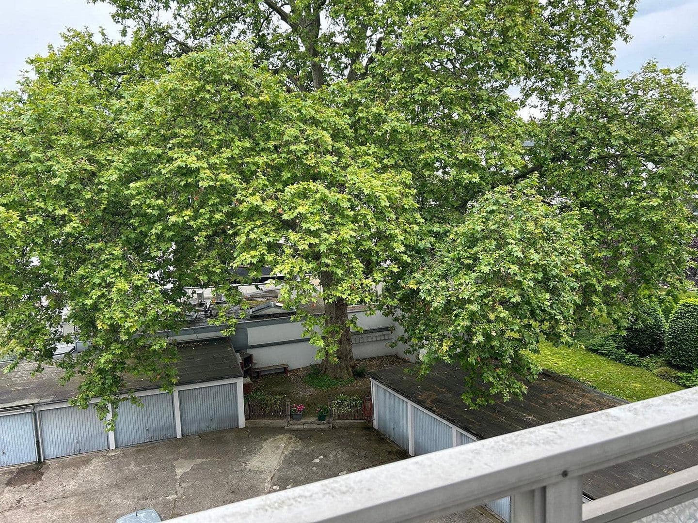Pronájem bytu 2+1 52 m², Köln, Severní Porýní-Vestfálsko Pronájem bytu 2+1 52 m², Köln, Severní Porýní-Vestfálsko