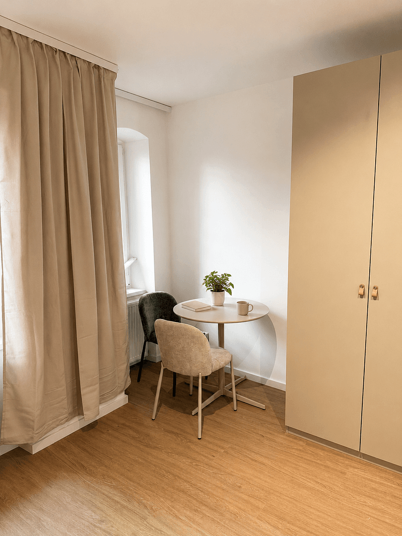Prodej bytu 3+1 65 m², Warnemünder Str. 10B, Berlin, Berlín Prodej bytu 3+1 65 m², Warnemünder Str. 10B, Berlin, Berlín