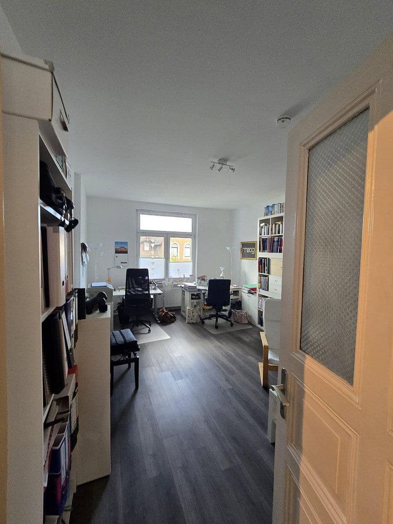Pronájem bytu 5+1 165 m², Wettorstr. 13, Hameln, Dolní Sasko Pronájem bytu 5+1 165 m², Wettorstr. 13, Hameln, Dolní Sasko