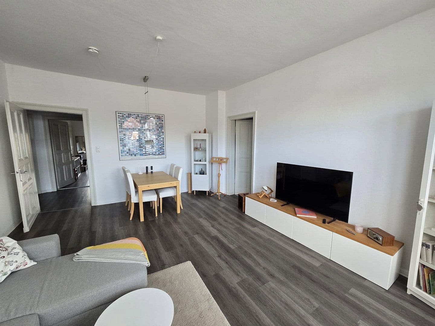 Pronájem bytu 5+1 165 m², Wettorstr. 13, Hameln, Dolní Sasko Pronájem bytu 5+1 165 m², Wettorstr. 13, Hameln, Dolní Sasko