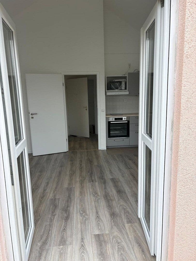Pronájem bytu 1+1 30 m², Bergstrasse 1, Mittenwalde, Braniborsko Pronájem bytu 1+1 30 m², Bergstrasse 1, Mittenwalde, Braniborsko