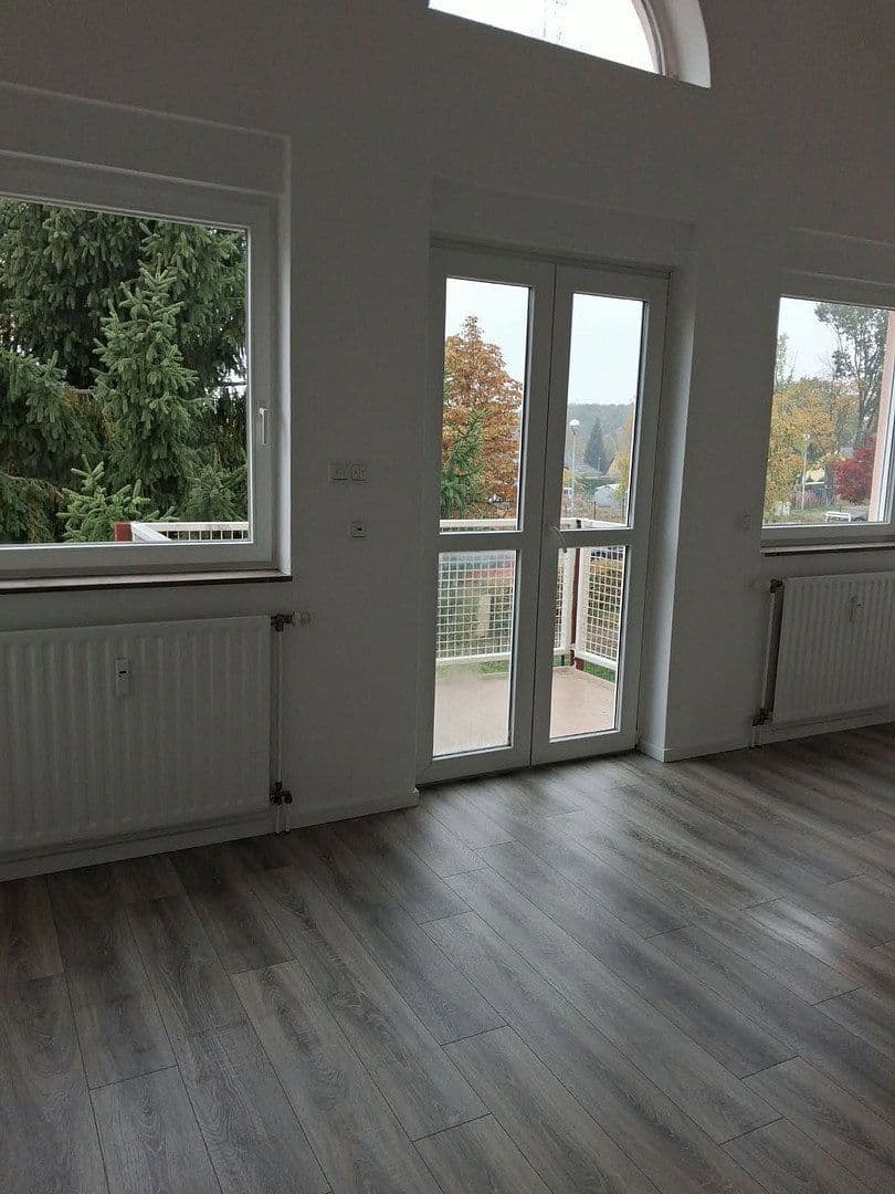 Pronájem bytu 1+1 30 m², Bergstrasse 1, Mittenwalde, Braniborsko Pronájem bytu 1+1 30 m², Bergstrasse 1, Mittenwalde, Braniborsko