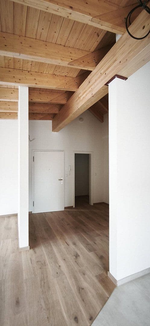Pronájem bytu 3+1 74 m², Brunnengasse 6, Ingersheim, Bádensko-Württembersko Pronájem bytu 3+1 74 m², Brunnengasse 6, Ingersheim, Bádensko-Württembersko