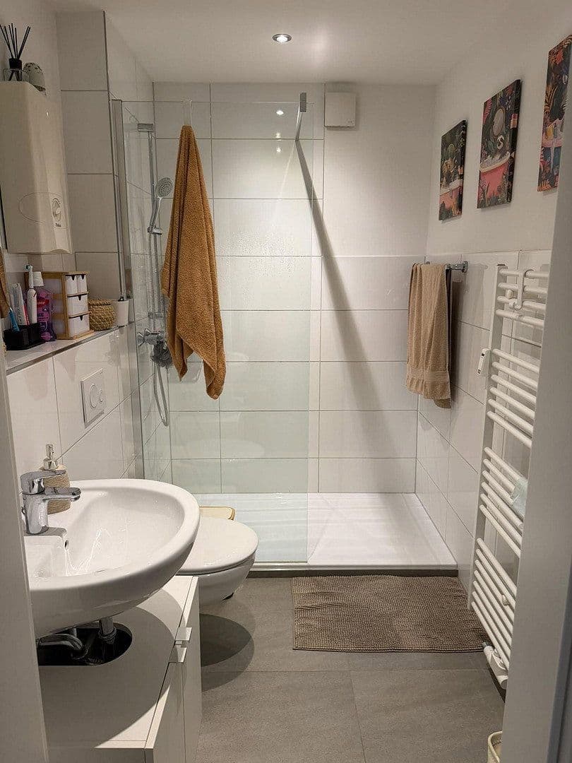 Pronájem bytu 2+1 60 m², Fischertal, Wuppertal, Severní Porýní-Vestfálsko Pronájem bytu 2+1 60 m², Fischertal, Wuppertal, Severní Porýní-Vestfálsko