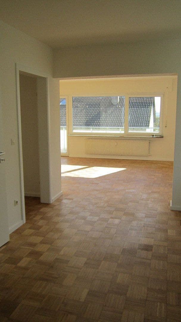 Pronájem bytu 4+kk 130 m², Herrenberg, Bádensko-Württembersko Pronájem bytu 4+kk 130 m², Herrenberg, Bádensko-Württembersko