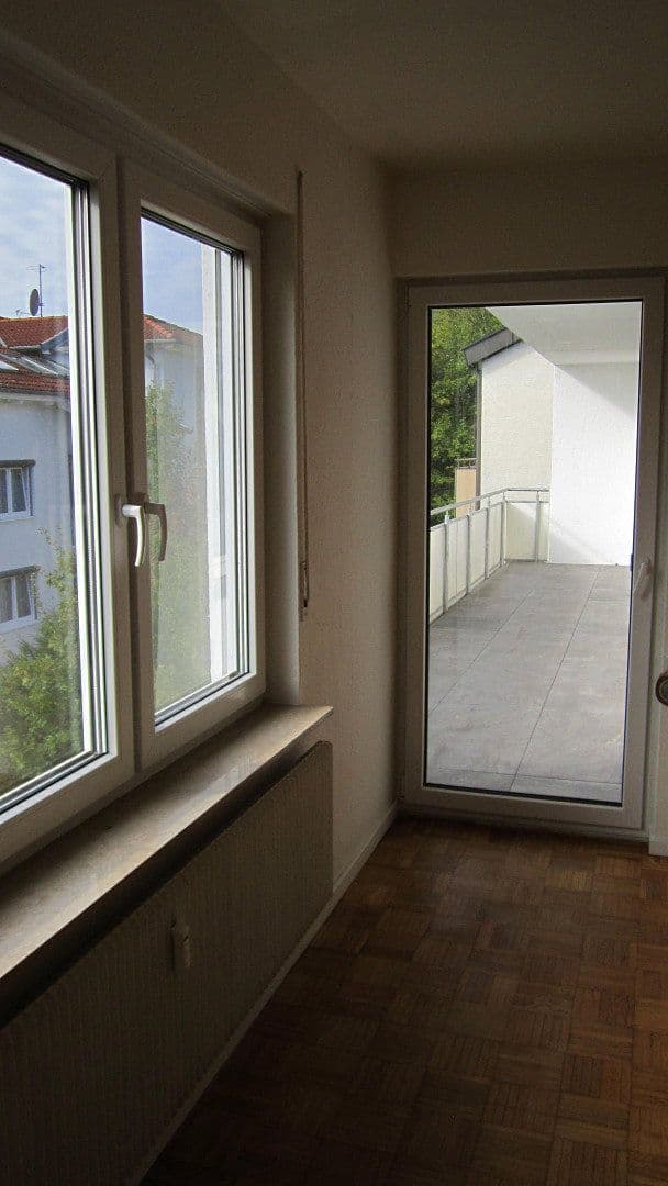 Pronájem bytu 4+kk 130 m², Herrenberg, Bádensko-Württembersko Pronájem bytu 4+kk 130 m², Herrenberg, Bádensko-Württembersko