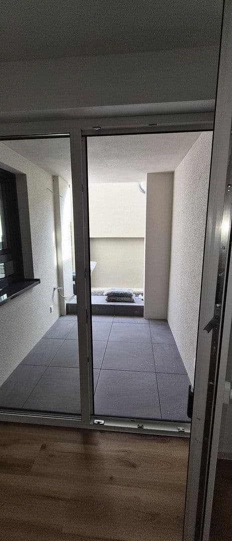 Pronájem bytu 4+kk 109 m², Frankfurt am Main, Hessen Pronájem bytu 4+kk 109 m², Frankfurt am Main, Hessen