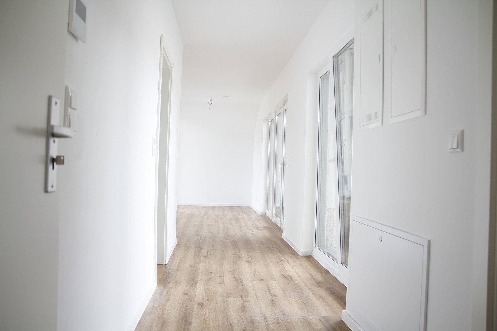 Pronájem bytu 3+1 88 m², Frankfurt am Main, Hessen Pronájem bytu 3+1 88 m², Frankfurt am Main, Hessen