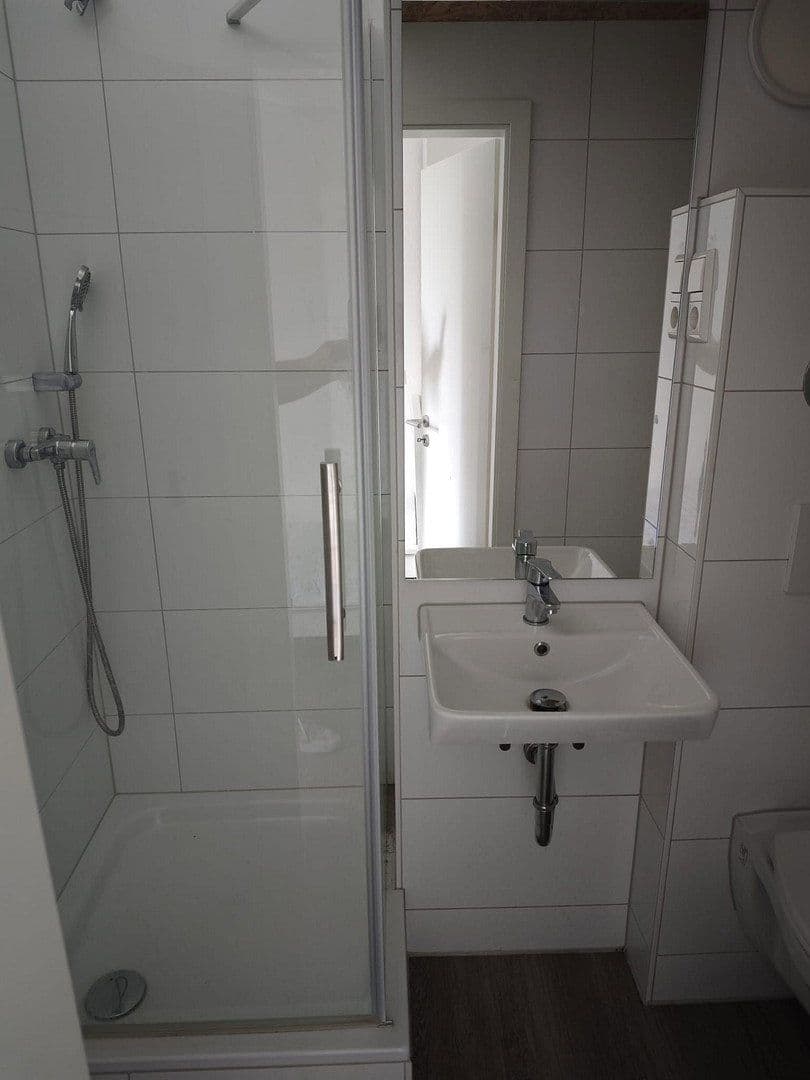 Pronájem bytu 1+1 14 m², Karlsruhe, Bádensko-Württembersko Pronájem bytu 1+1 14 m², Karlsruhe, Bádensko-Württembersko