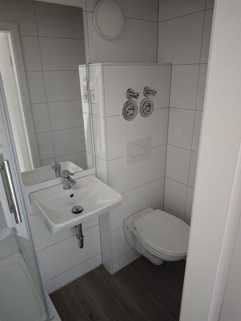 Pronájem bytu 1+1 14 m², Karlsruhe, Bádensko-Württembersko Pronájem bytu 1+1 14 m², Karlsruhe, Bádensko-Württembersko