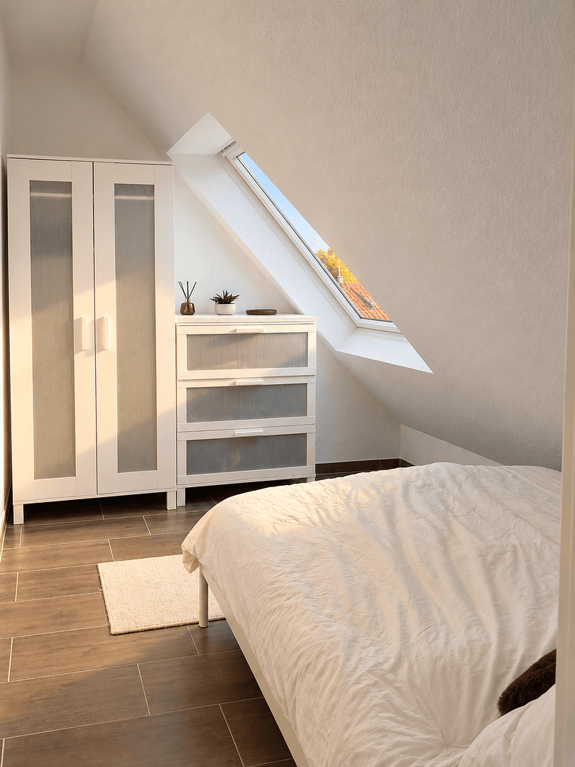 Pronájem bytu 3+1 62 m², Rembrandtstr. 24a, Stuttgart Möhringen, Bádensko-Württembersko Pronájem bytu 3+1 62 m², Rembrandtstr. 24a, Stuttgart Möhringen, Bádensko-Württembersko