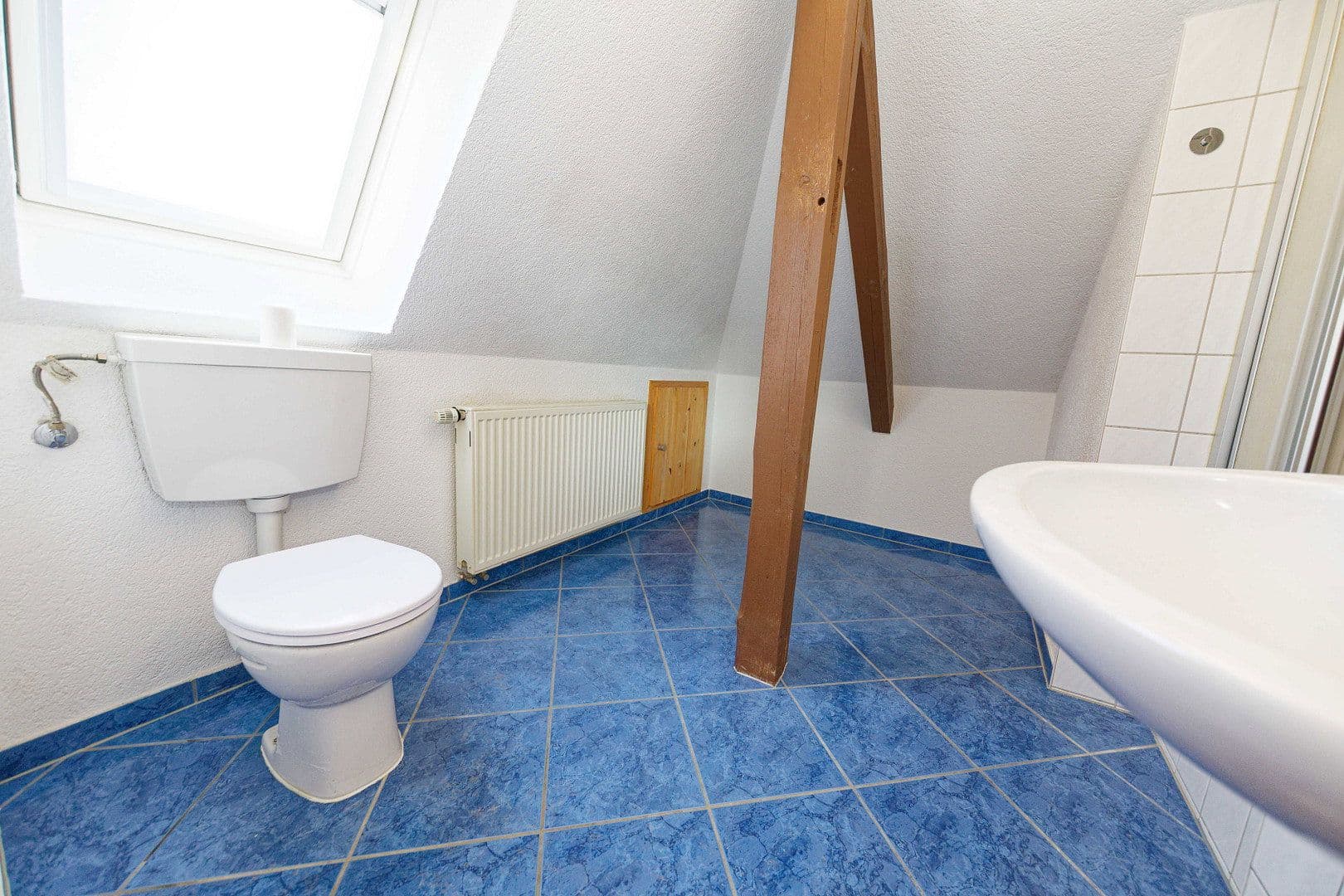 Pronájem bytu 1+1 33 m², Dittrichstraße 1, Kamenec, Sasko Pronájem bytu 1+1 33 m², Dittrichstraße 1, Kamenec, Sasko