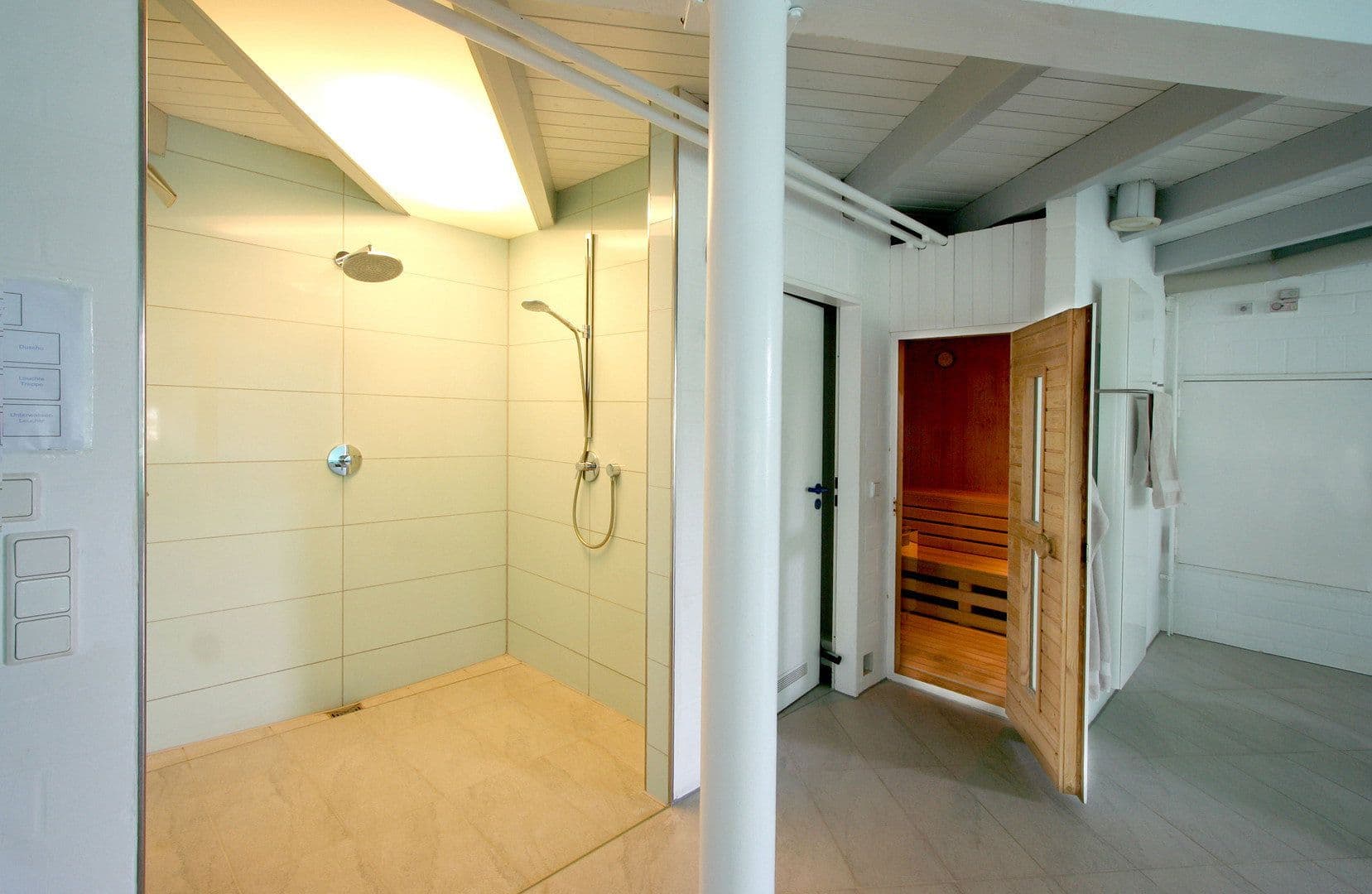 Prodej domu 160 m², pozemek 350 m², Kiel, Šlesvicko-Holštýnsko Prodej domu 160 m², pozemek 350 m², Kiel, Šlesvicko-Holštýnsko