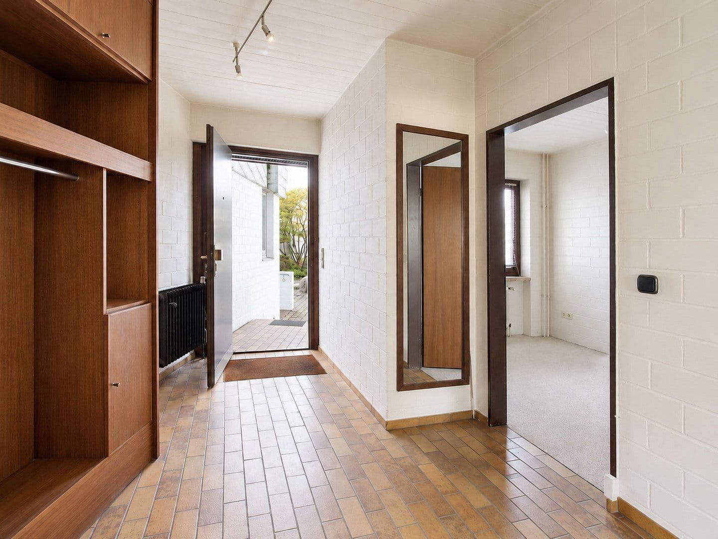 Prodej domu 160 m², pozemek 350 m², Kiel, Šlesvicko-Holštýnsko Prodej domu 160 m², pozemek 350 m², Kiel, Šlesvicko-Holštýnsko