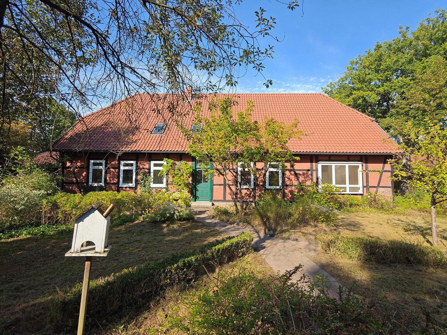 Prodej domu 350 m², pozemek 2.500 m², Soltauer Straße 19, Uelzen, Dolní Sasko Prodej domu 350 m², pozemek 2.500 m², Soltauer Straße 19, Uelzen, Dolní Sasko