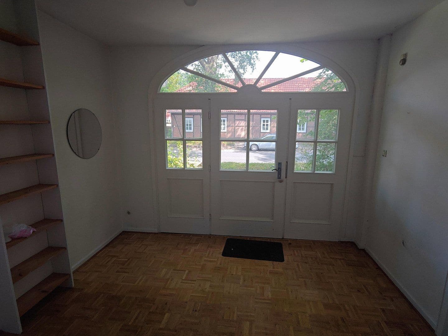 Prodej domu 350 m², pozemek 2.500 m², Soltauer Straße 19, Uelzen, Dolní Sasko Prodej domu 350 m², pozemek 2.500 m², Soltauer Straße 19, Uelzen, Dolní Sasko