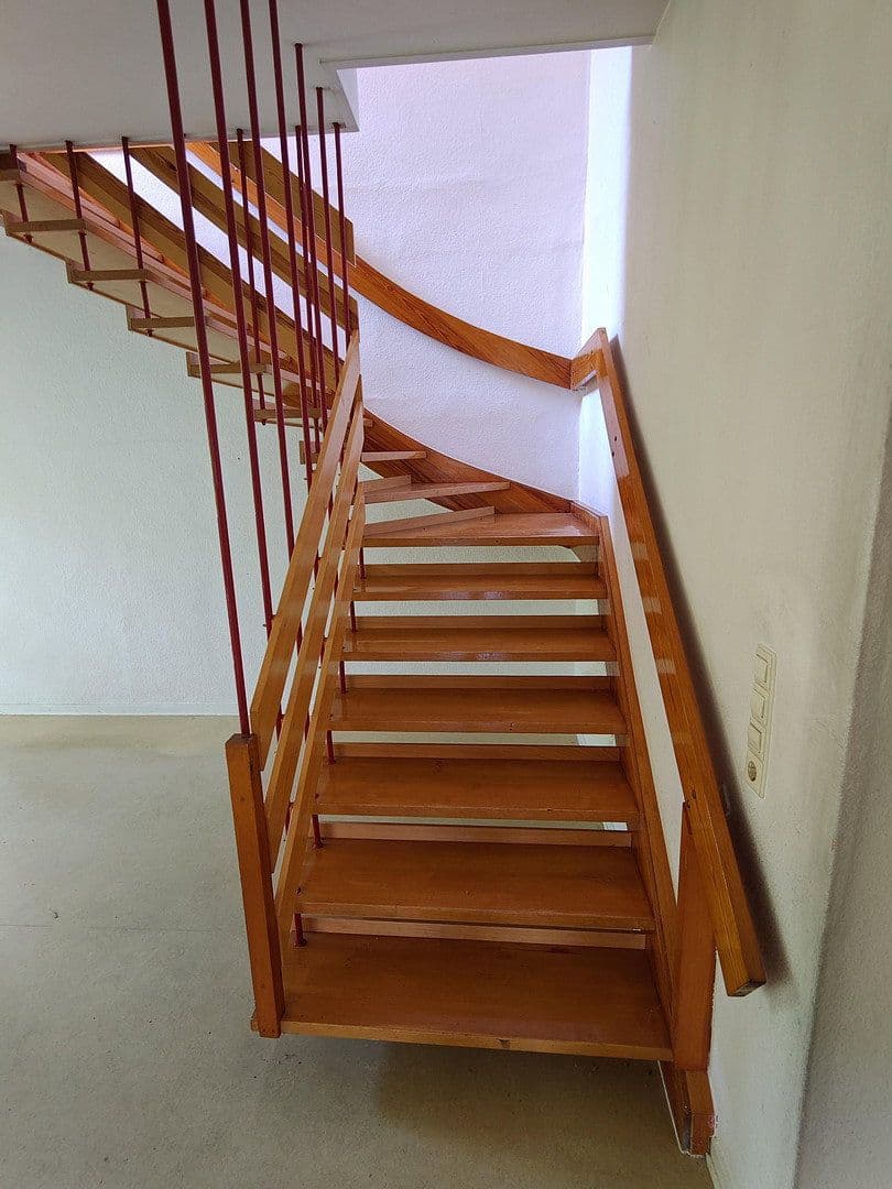 Prodej domu 350 m², pozemek 2.500 m², Soltauer Straße 19, Uelzen, Dolní Sasko Prodej domu 350 m², pozemek 2.500 m², Soltauer Straße 19, Uelzen, Dolní Sasko