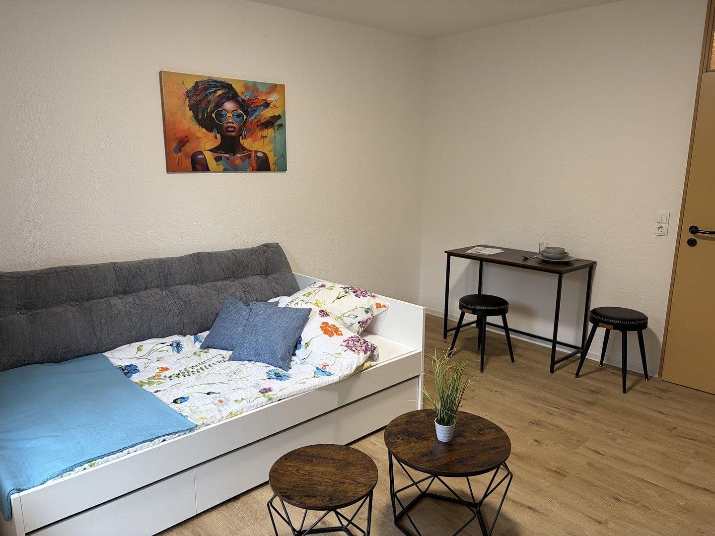 Pronájem bytu 1+1 25 m², Trier, Porýní-Falc Pronájem bytu 1+1 25 m², Trier, Porýní-Falc