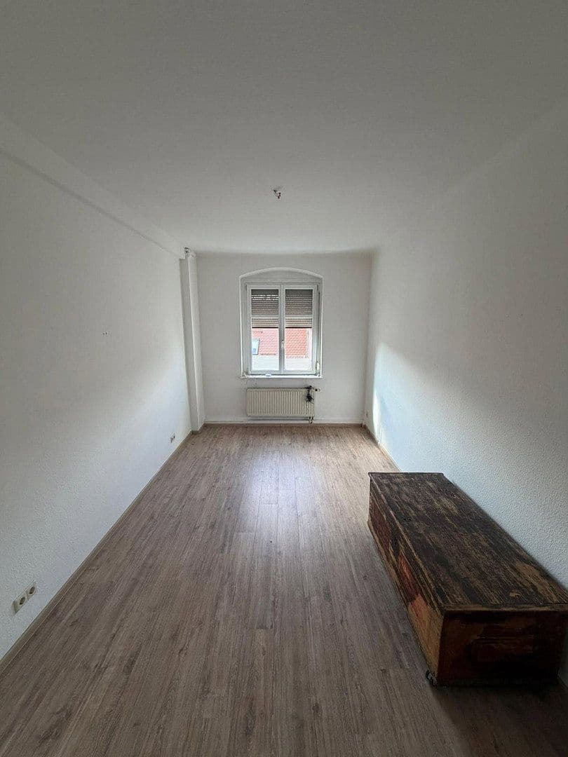 Pronájem bytu 3+1 71 m², Bahnhofstraße 15, Neustadt in Sachsen, Sasko Pronájem bytu 3+1 71 m², Bahnhofstraße 15, Neustadt in Sachsen, Sasko