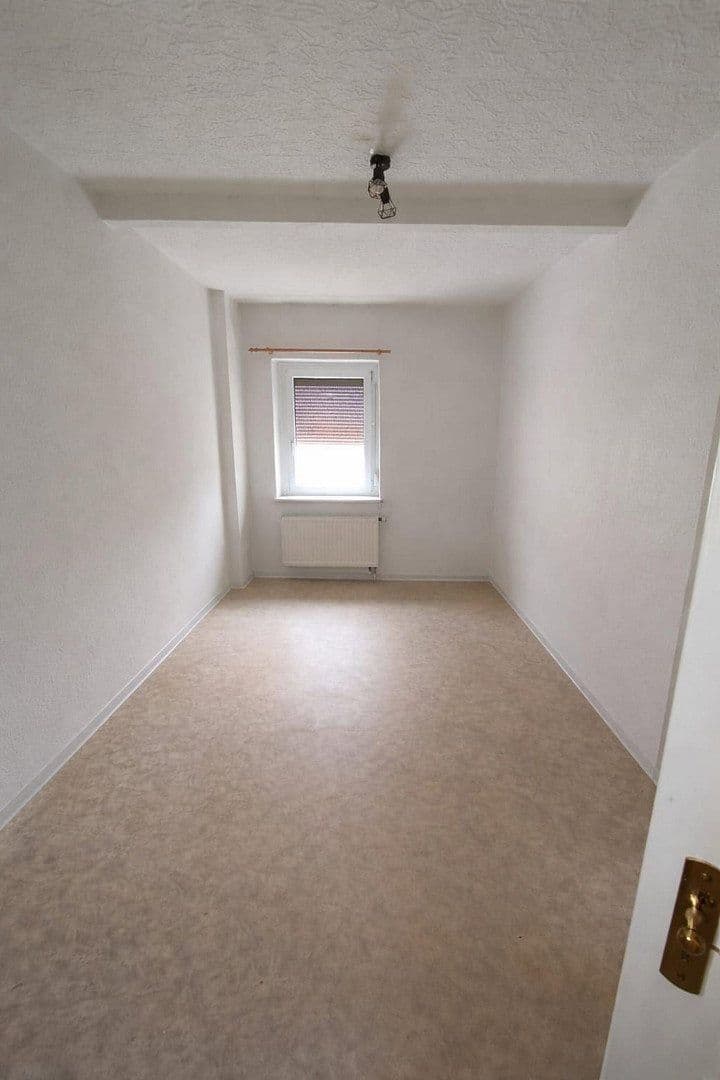 Pronájem bytu 3+1 71 m², Bahnhofstraße 15, Neustadt in Sachsen, Sasko Pronájem bytu 3+1 71 m², Bahnhofstraße 15, Neustadt in Sachsen, Sasko