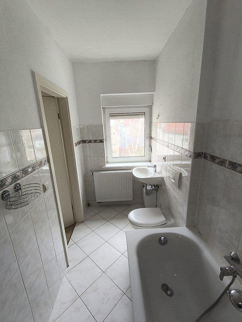 Pronájem bytu 3+1 71 m², Bahnhofstraße 15, Neustadt in Sachsen, Sasko Pronájem bytu 3+1 71 m², Bahnhofstraße 15, Neustadt in Sachsen, Sasko