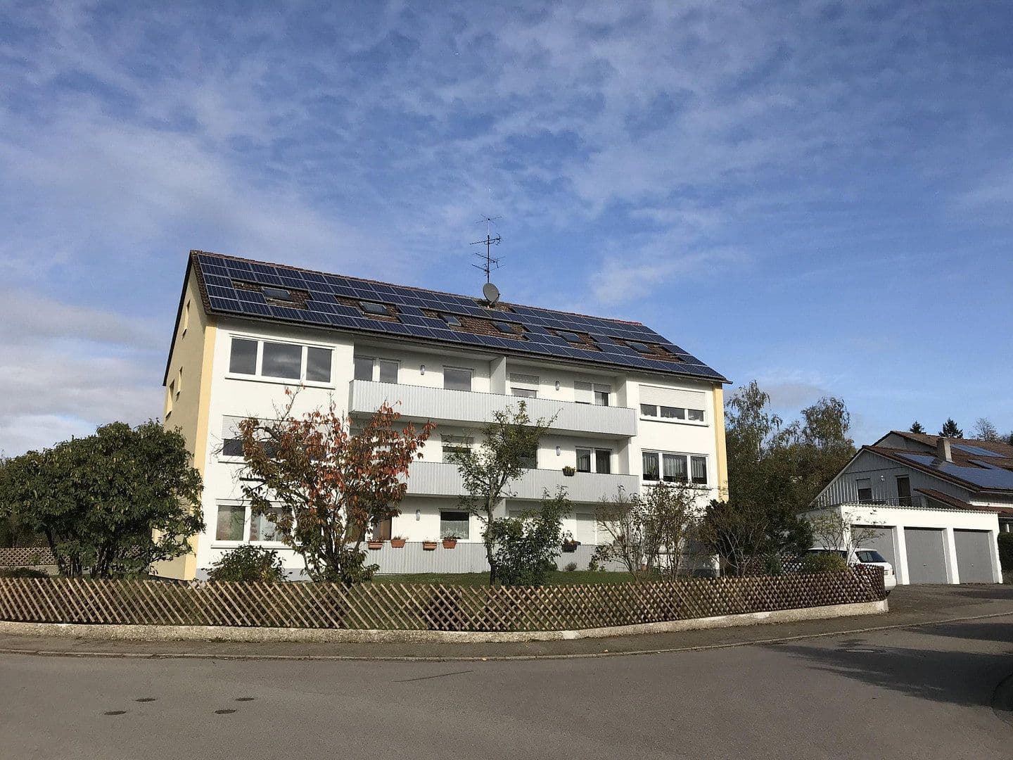 Pronájem bytu 3+1 105 m², Neusitz, Bavorsko Pronájem bytu 3+1 105 m², Neusitz, Bavorsko