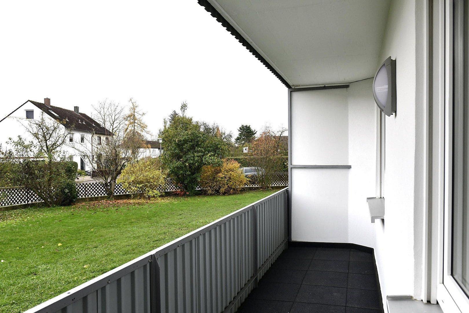 Pronájem bytu 3+1 105 m², Neusitz, Bavorsko Pronájem bytu 3+1 105 m², Neusitz, Bavorsko