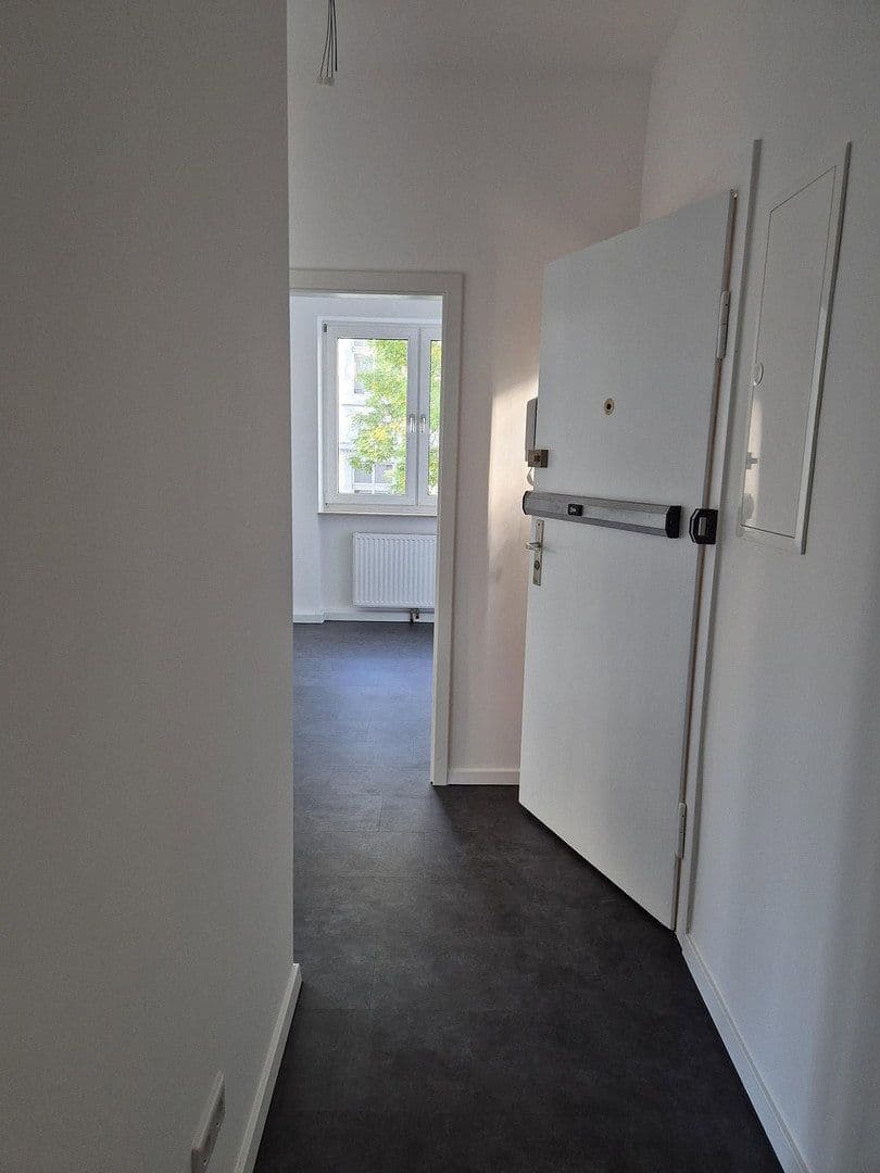 Pronájem bytu 2+1 61 m², Düsseldorf, Severní Porýní-Vestfálsko Pronájem bytu 2+1 61 m², Düsseldorf, Severní Porýní-Vestfálsko