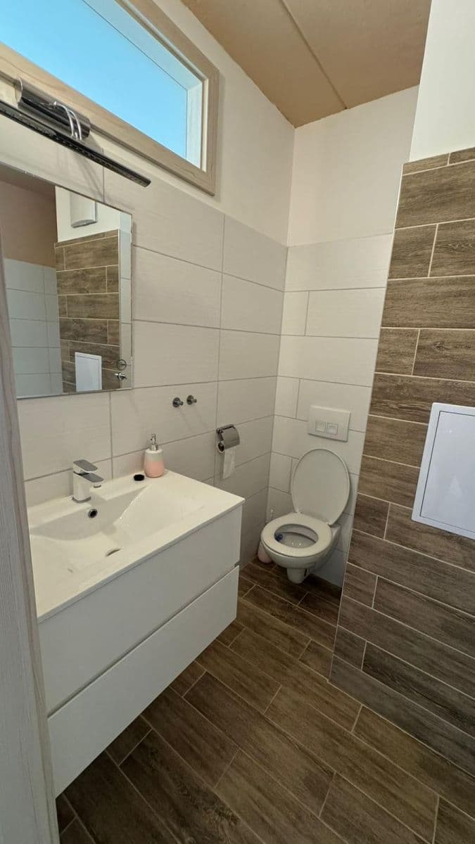 Pronájem bytu 1+1 35 m², Telečská, Jihlava, Kraj Vysočina Pronájem bytu 1+1 35 m², Telečská, Jihlava, Kraj Vysočina